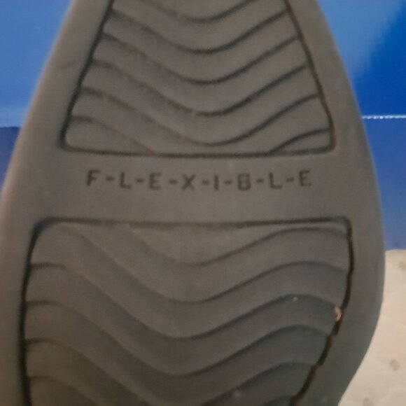 EASY SPIRIT LOAFER US 9M Rich Warm BROWN LEATHER GORE SLIP-ON - Picture 6 of 7